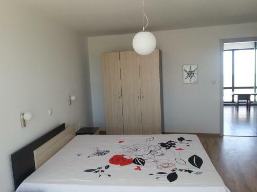Azur Apartments