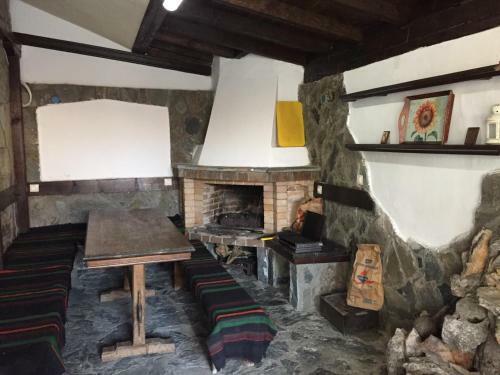 Hostal Guest House Mira