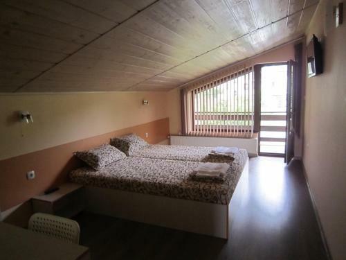 Hostal Slavina Guest House