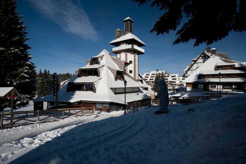 Angella Hotel & Residence