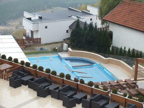 Apartment Petrovic Br.4 Milmari D