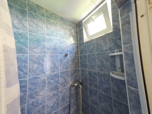 Hostal Elis Guesthouse