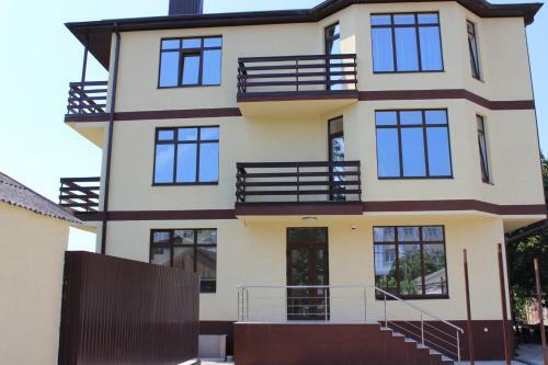 Hostal Valeks Guest House