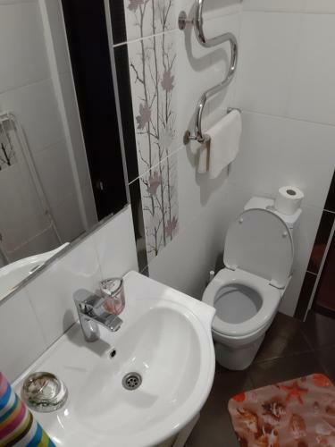 Hostal River Guest House