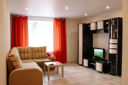Apartment On Okruzhnaya