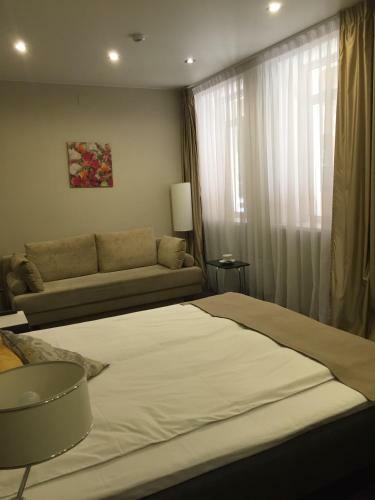 Aura Hotel