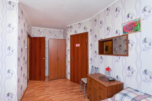 Hostal ??? ?????