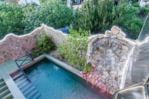 Hostal Guesthouse Kolumb