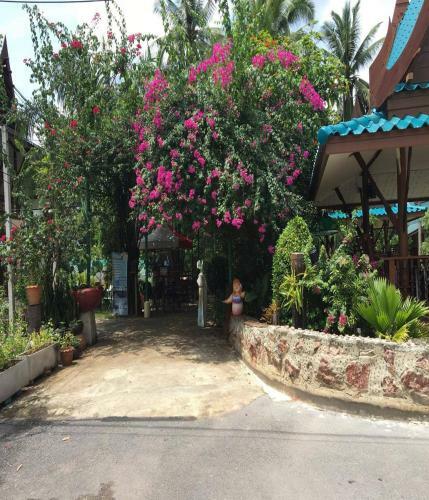 Hotel Ruen Namyen Resort