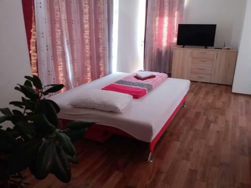 Apartments Gold City 2