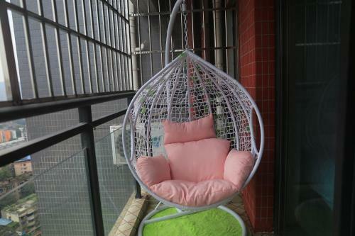Beihu Park Tianci Central Ginza Apartment