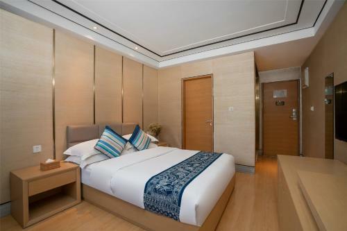 Yi Jia Hotel