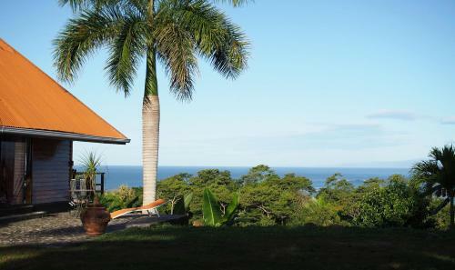 Zen Bungalow With Amazing Ocean View