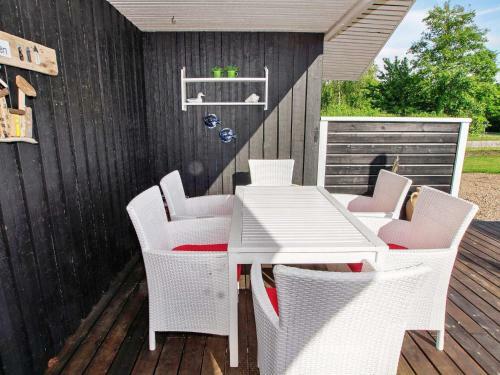Two-bedroom Holiday Home In Hemmet 16