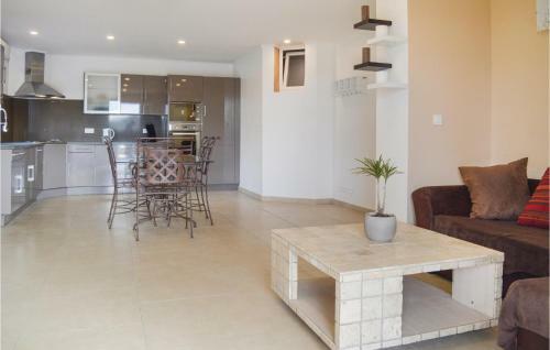 Two-bedroom Apartment In Afa
