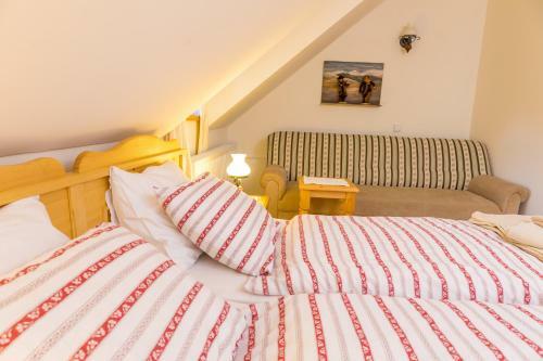 Hotel Vala?sk� Chalupy Resort