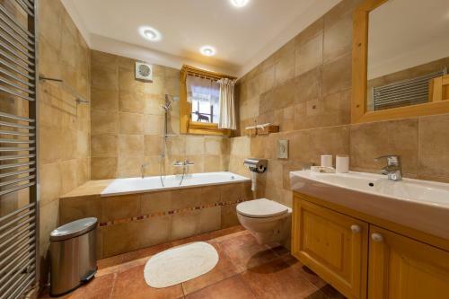 Hotel Vala?sk� Chalupy Resort