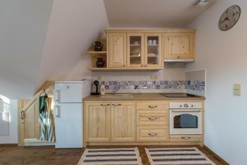 Hotel Vala?sk� Chalupy Resort