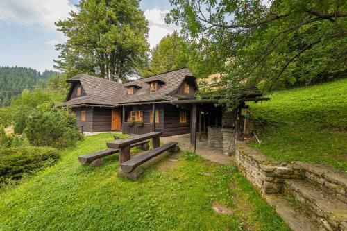 Hotel Vala?sk� Chalupy Resort