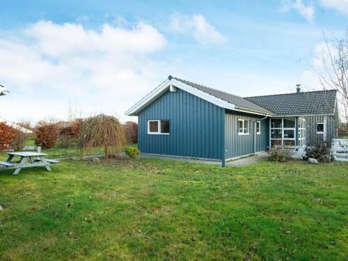 Five-bedroom Holiday Home In Glesborg 4
