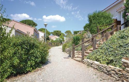 Two-bedroom Holiday Home In Calvisson