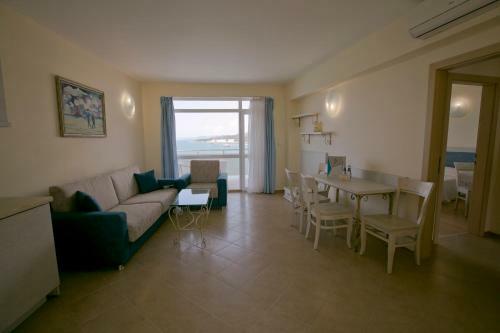 Aparthotel Royal Bay Apartments