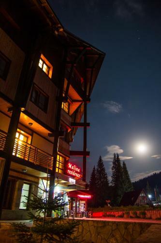 Aparthotel Apartments Malina