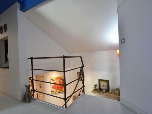 Idyllic Villa In Leynes With Swimming Pool