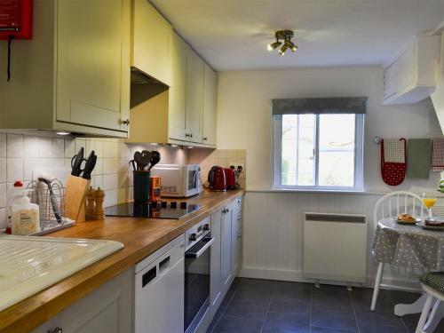 2 Little Birkett Cottage