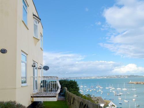 Cliff Cottage