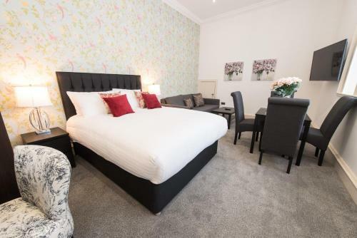 Apartamentos Royal Princes Suites