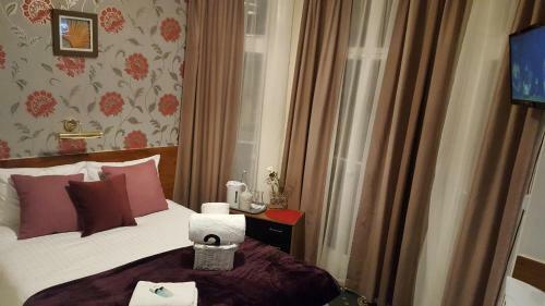 Hostal The Clarence