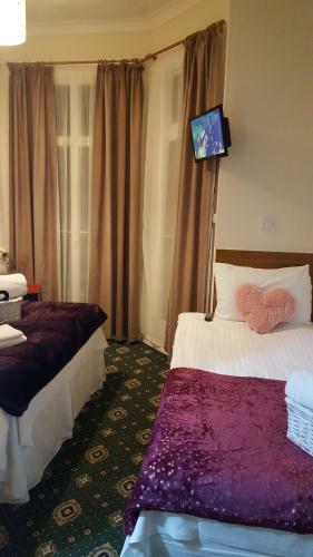 Hostal The Clarence