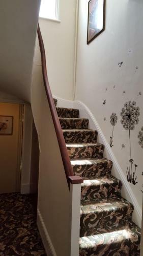 Hostal The Clarence