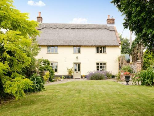 Low Farm Cottage