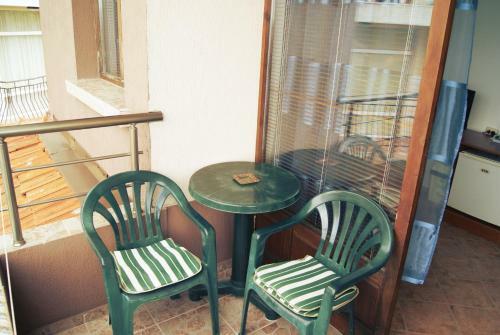 Hostal Kastela Guest House