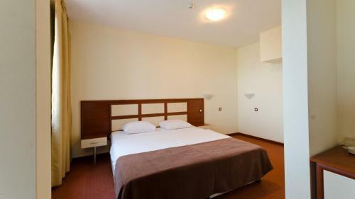 Nadejda Hotel