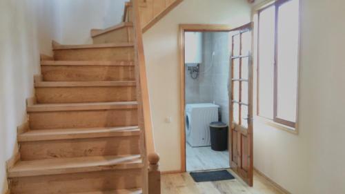 Hostal Guest House In Nikortsminda Racha