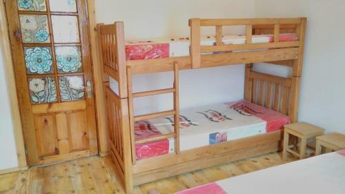 Hostal Guest House In Nikortsminda Racha
