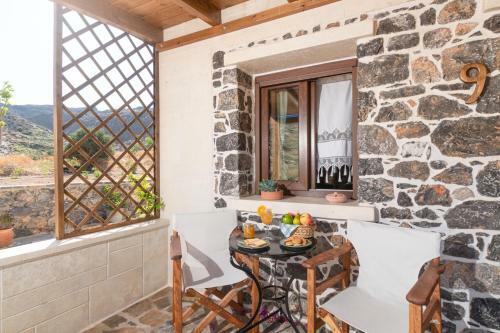 Hostal Yiannis Retreat