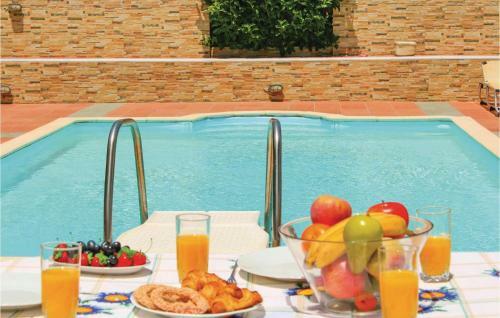 One-bedroom Apartment In Artemida