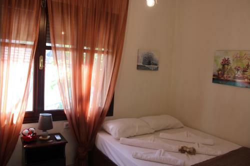 Stelios Apartments