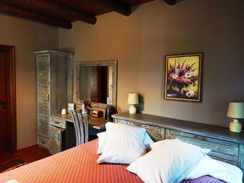 Hostal Foris House