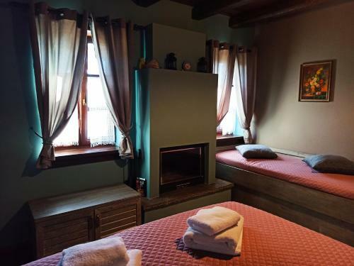 Hostal Foris House