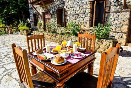 Pigi Tarlampa Hotel