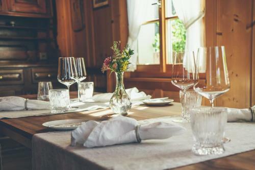 Posada Gasthof Krone Blatten
