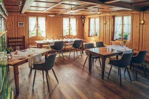 Posada Gasthof Krone Blatten