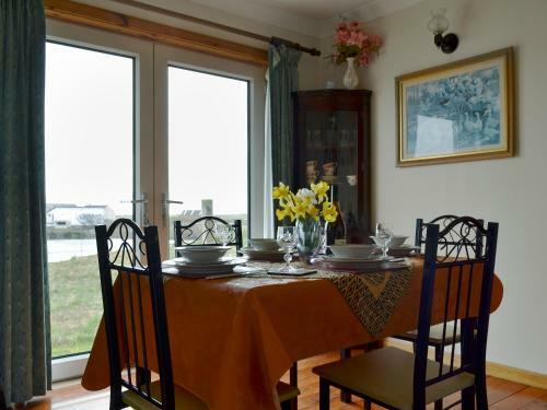 Bute Cottage