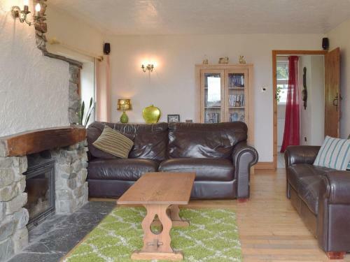 Cwm Howell