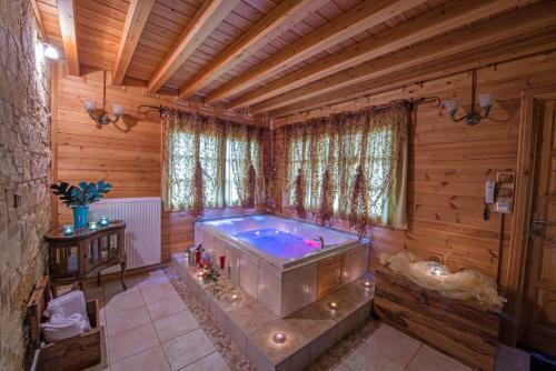 Hostal Dryades Suites